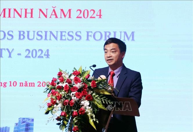 ông Nguyễn Tuấn Tiến- Đại sứ quán Việt Nam tại Campuchia ông Nguyễn Tuấn Tiến- Đại sứ quán Việt Nam tại Campuchia