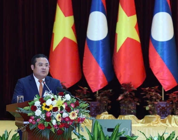 Chùm ảnh: Thủ tướng đồng chủ trì Hội nghị hợp tác đầu tư Việt Nam - Lào