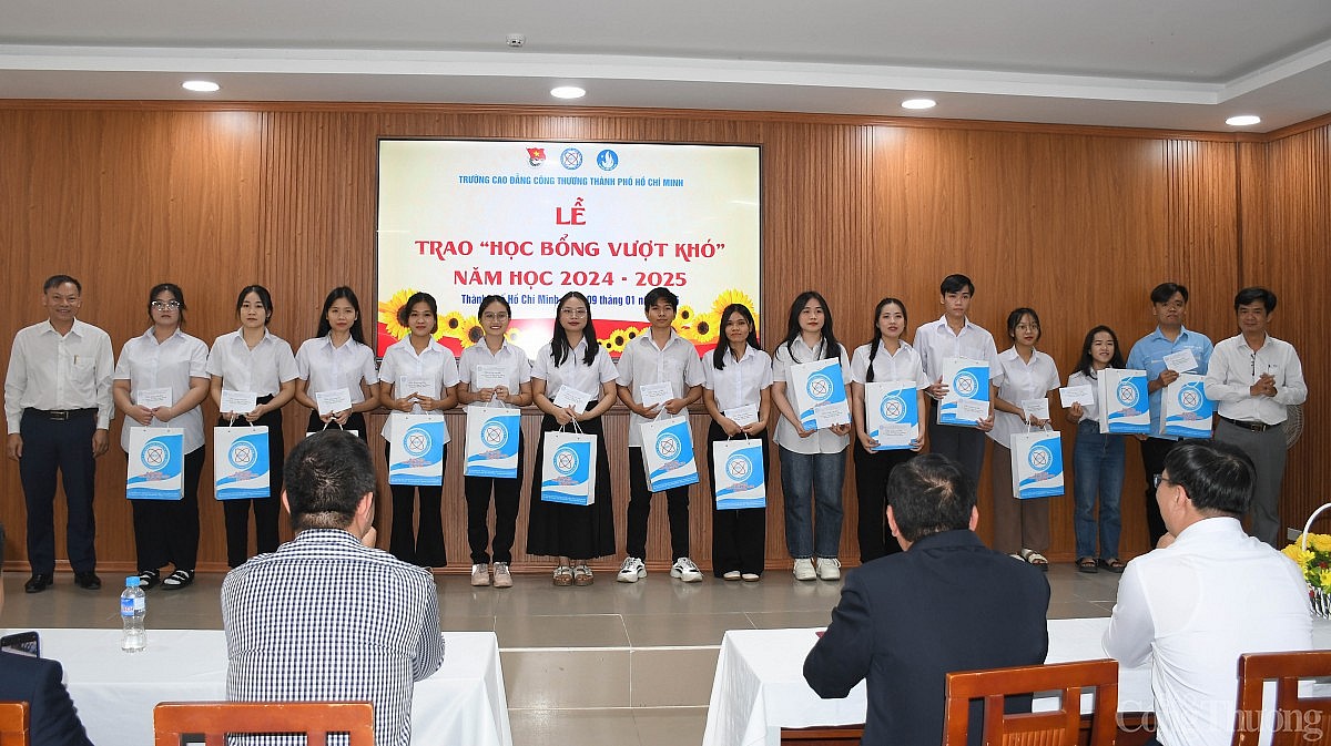 HITC trao học bổng hơn 1 tỷ đồng cho sinh viên