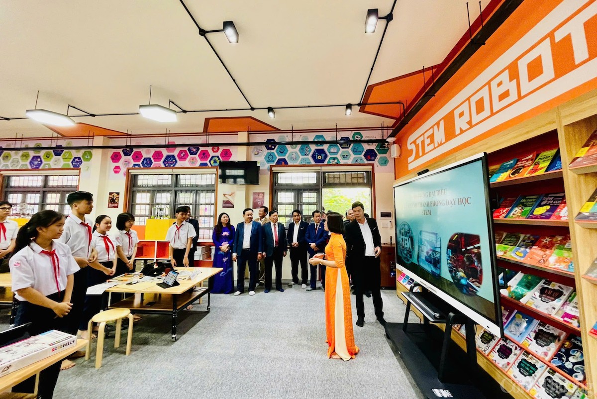 Đưa vào hoạt động thư viện số và phòng học STEM tại một số cơ sở giáo dục trên địa bàn TP. Tam Kỳ (tỉnh Quảng Nam) Đưa vào hoạt động thư viện số và phòng học STEM tại một số cơ sở giáo dục trên địa bàn TP. Tam Kỳ (tỉnh Quảng Nam)