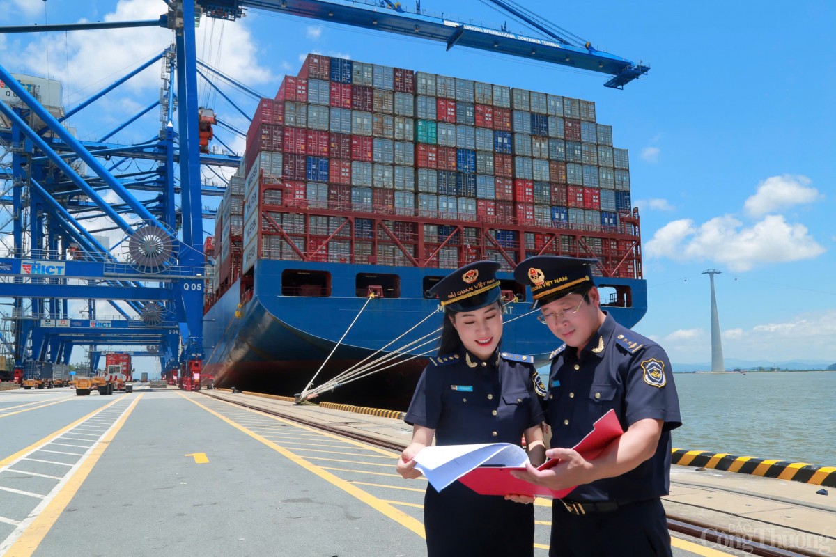 Tổng cục Hải quan triển khai nhiều giải pháp tạo thuận lợi, hỗ trợ thương mại với kim ngạch xuất nhập khẩu