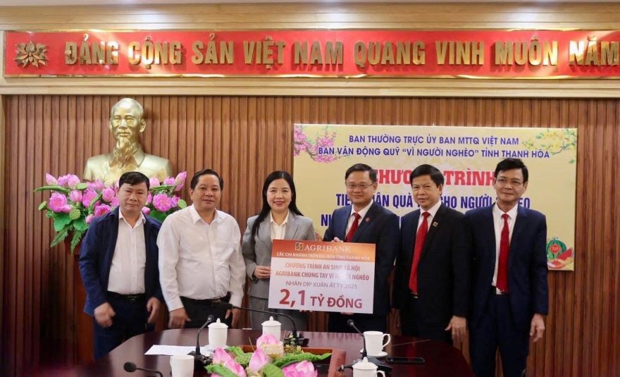 Agribank chung tay vì người nghèo dịp Xuân Ất Tỵ năm 2025