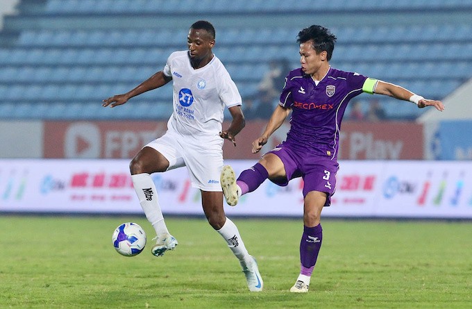 Vắng Nguyễn Xuân Son, Thép Xanh Nam Định 'rơi' cúp đầu năm