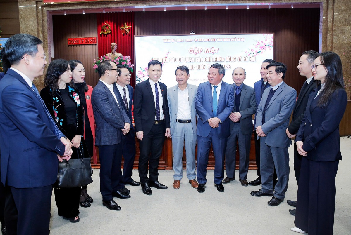 Báo chí phản ánh kịp thời, toàn diện… về Hà Nội Báo chí phản ánh kịp thời, toàn diện… về Hà Nội