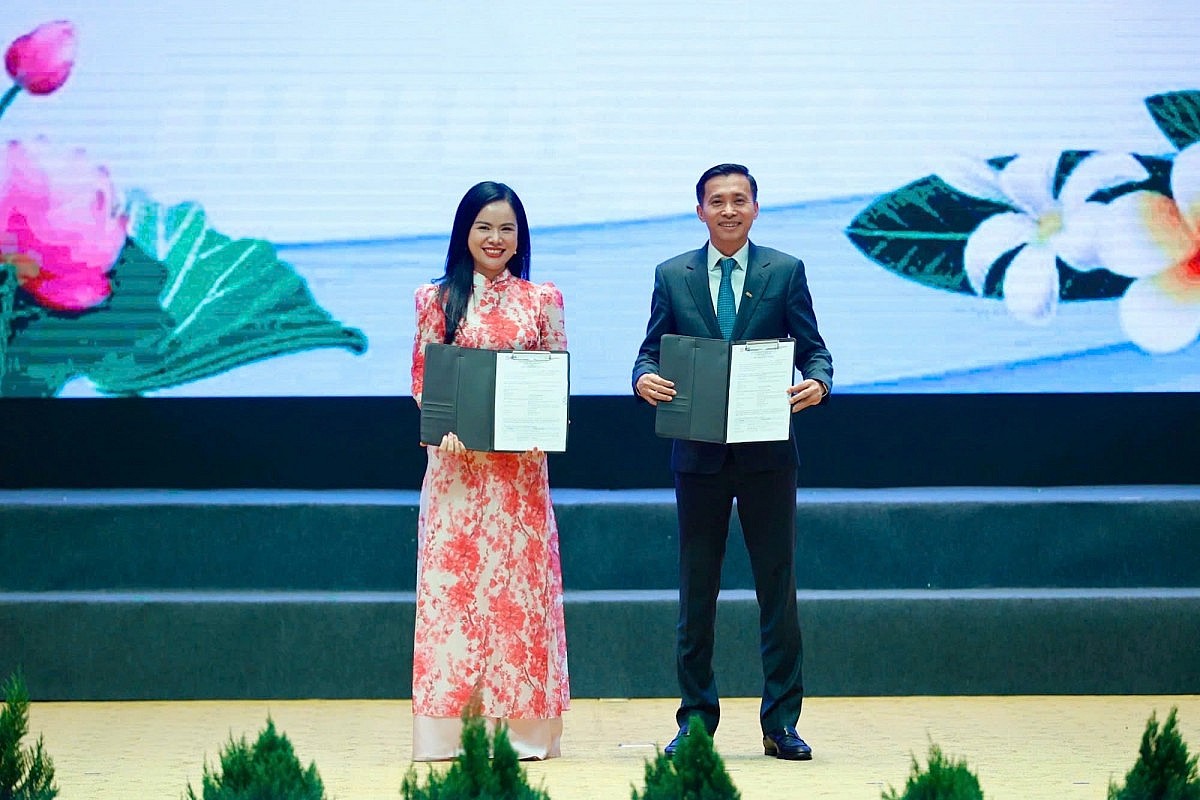 T&T Group đầu tư dự án điện gió đầu tiên tại Lào T&T Group đầu tư dự án điện gió đầu tiên tại Lào