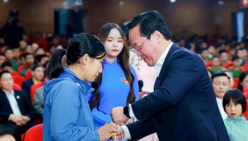 Hơn 132 tỷ đồng ủng hộ chương trình 'Nghĩa tình dòng Lam'