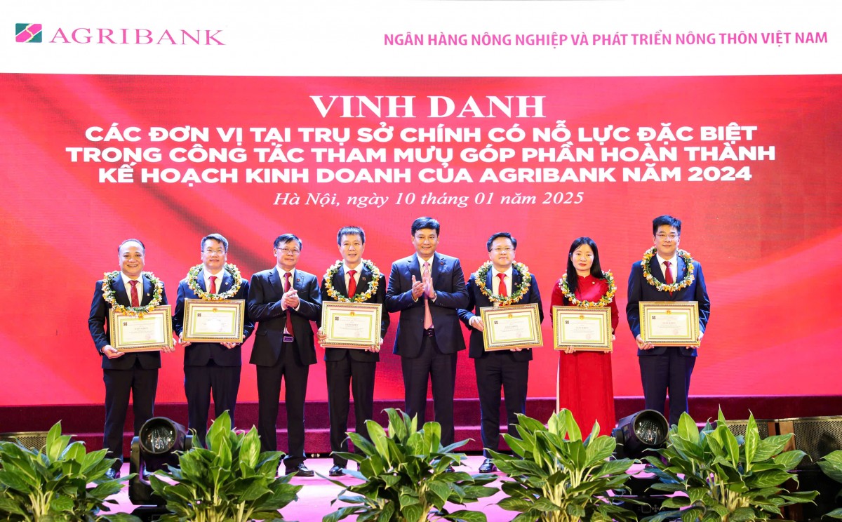 Agribank tổ chức Hội nghị tổng kết hoạt động kinh doanh năm 2024