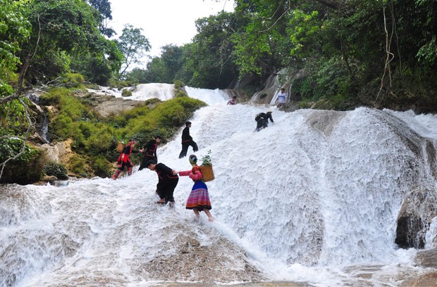 Tuyên Quang: Phát triển du lịch gắn với văn hóa truyền thống