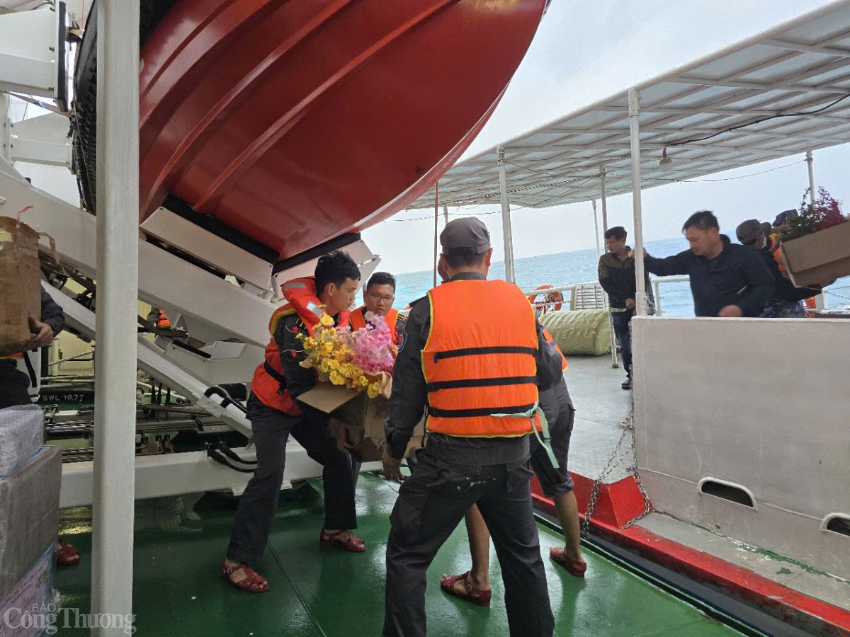 Kết thúc tốt đẹp chuyến công tác chúc tết quân và dân đảo Cồn Cỏ và Lý Sơn