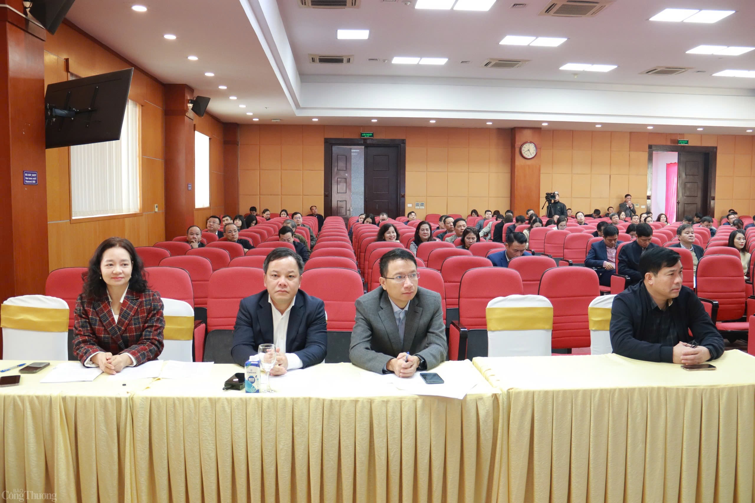 Bộ Công Thương tổ chức Hội nghị về đột phá phát triển Bộ Công Thương tổ chức Hội nghị về đột phá phát triển