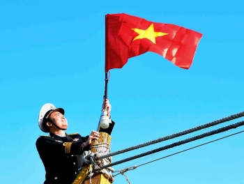 Hành trình mang Xuân đến Bạch Long Vĩ và Cát Bà