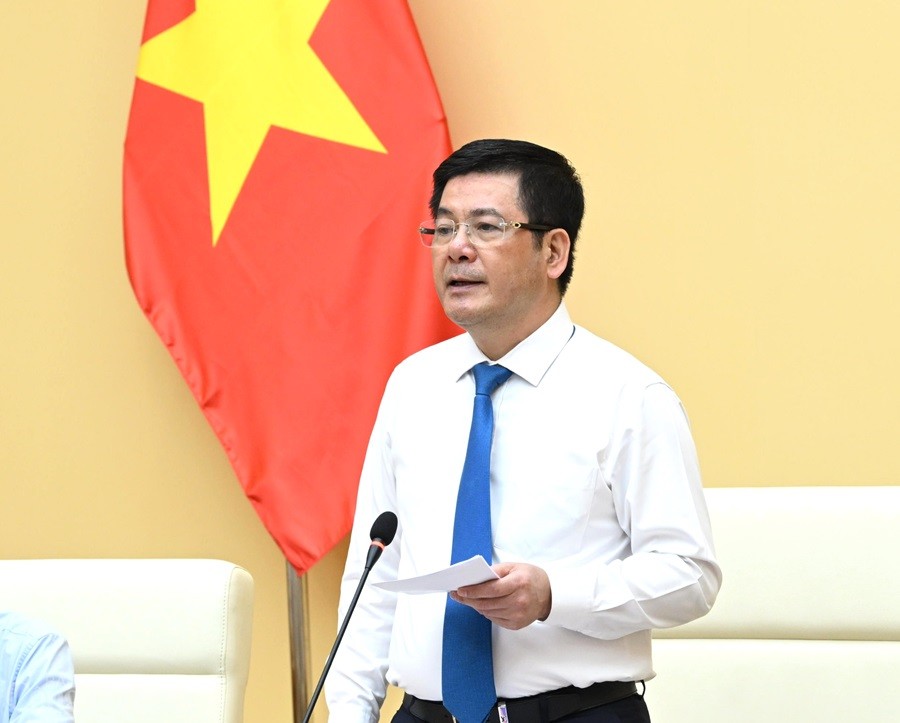 Bộ trưởng Nguyễn Hồng Diên: Luôn quan tâm khoa học công nghệ và đổi mới sáng tạo ngành Công Thương Bộ trưởng Nguyễn Hồng Diên: Luôn quan tâm khoa học công nghệ và đổi mới sáng tạo ngành Công Thương