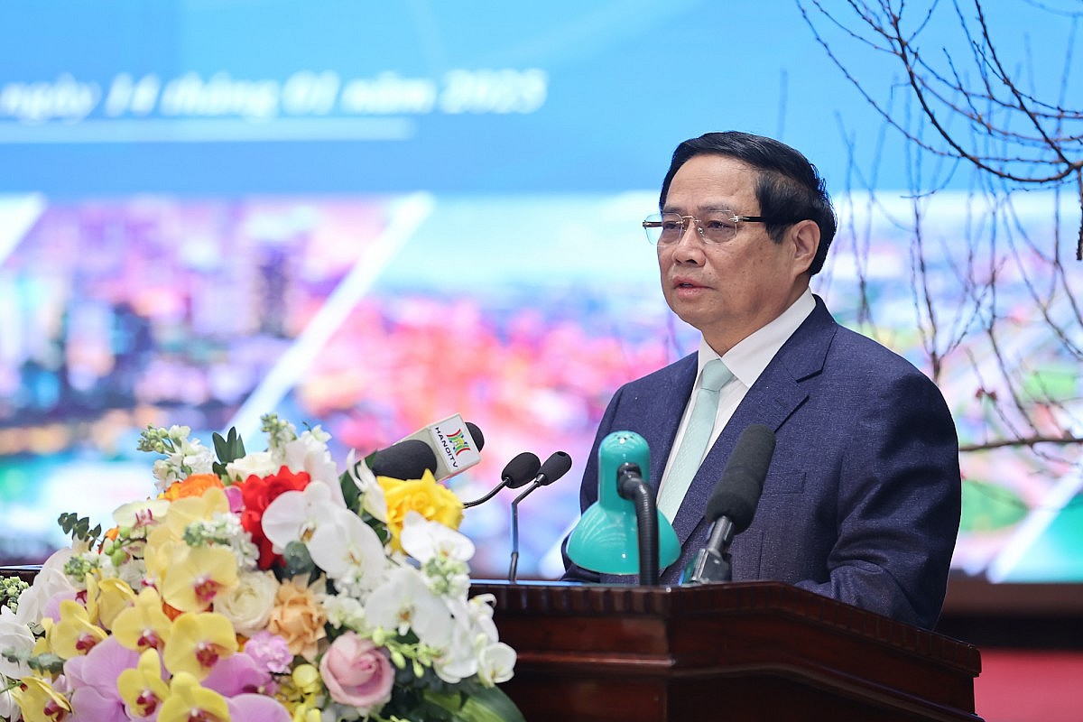 Thủ tướng Phạm Minh Chính nhấn mạnh, Hà Nội, Đồng bằng sông Hồng cần đột phá tăng trưởng 2 con số và cấp bách xử lý ô nhiễm - Ảnh: VGP/Nhật Bắc Thủ tướng Phạm Minh Chính nhấn mạnh, Hà Nội, Đồng bằng sông Hồng cần đột phá tăng trưởng 2 con số và cấp bách xử lý ô nhiễm - Ảnh: VGP/Nhật Bắc