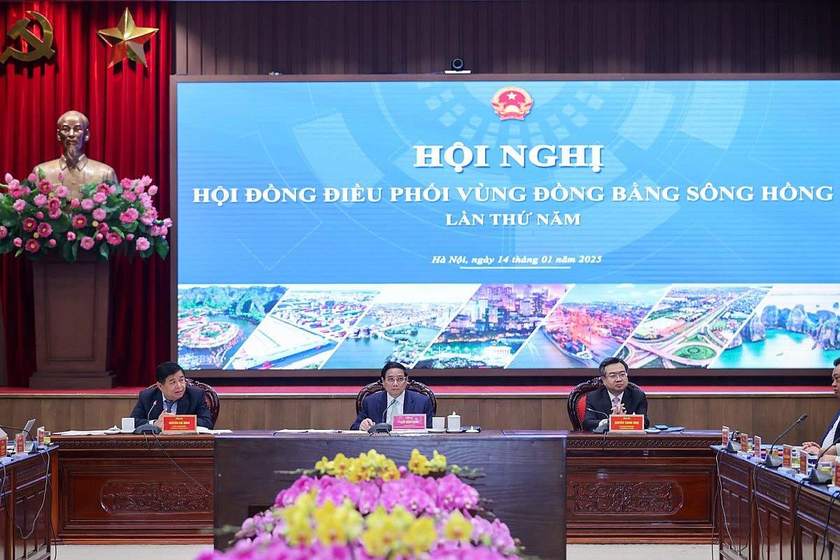 Thủ tướng nhấn mạnh 6 nhiệm vụ, giải pháp quan trọng mà các bộ ngành, địa phương cần tập trung thực hiện để phát triển vùng Đồng bằng sông Hồng bền vững, đạt mục tiêu tăng trưởng kinh tế