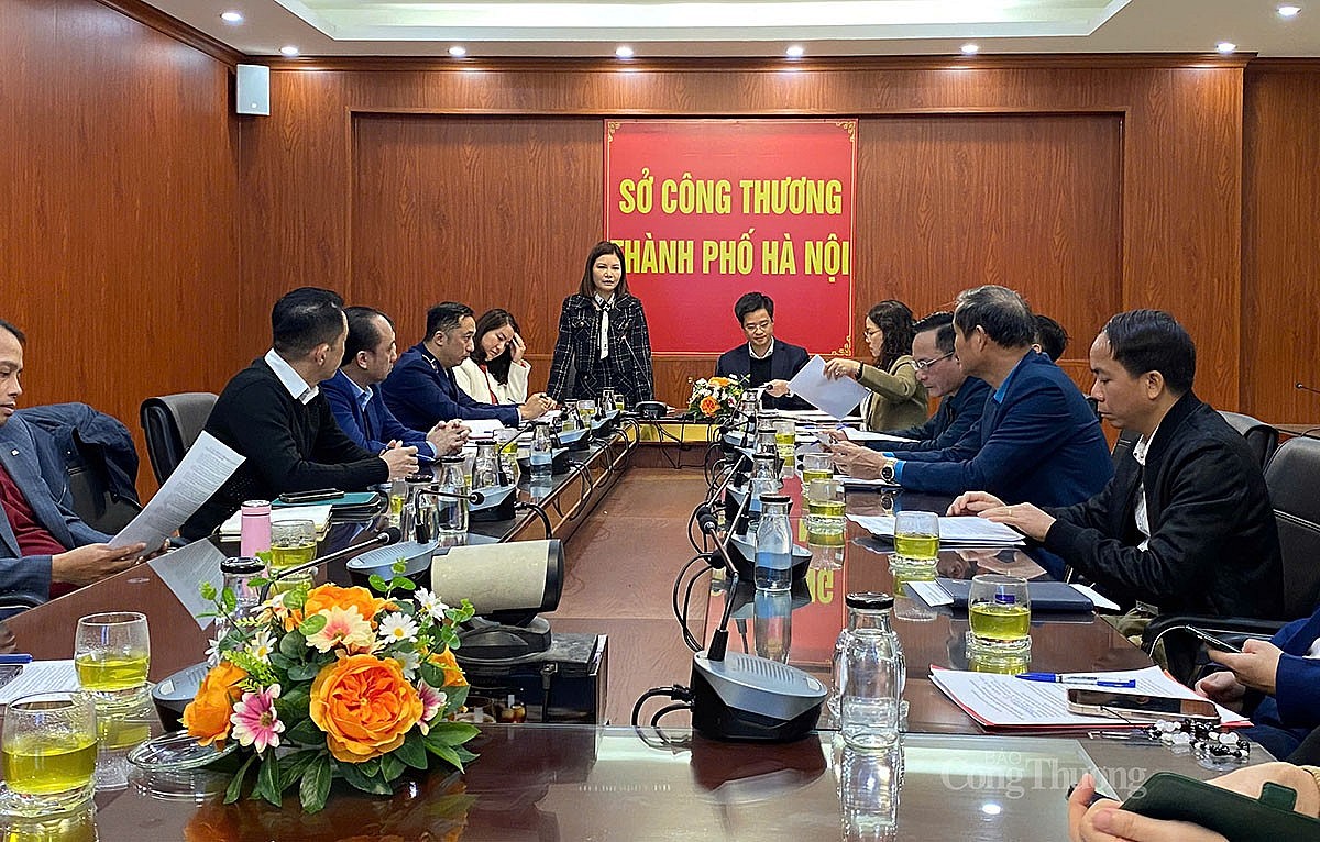 Bộ Công Thương làm việc với Hà Nội về hàng Tết