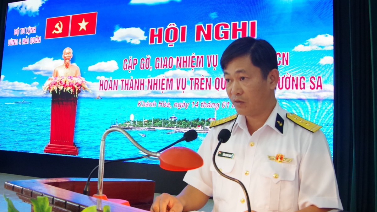 Điều động, bổ nhiệm hơn 300 sĩ quan tại Vùng 4 Hải quân