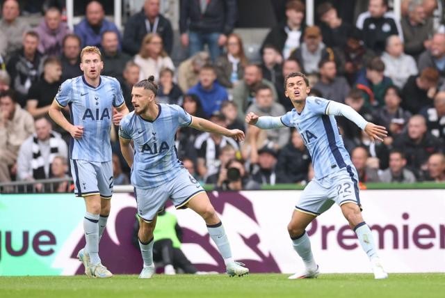 Nhận định bóng đá Arsenal và Tottenham, vòng 21 Ngoại hạng Anh Nhận định bóng đá Arsenal và Tottenham, vòng 21 Ngoại hạng Anh