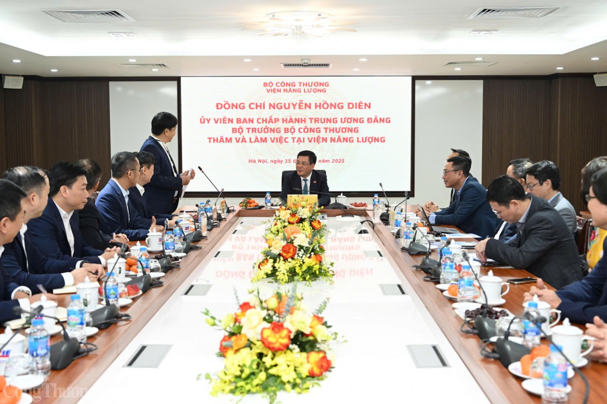 Quang cảnh buổi làm việc. Ảnh: Cấn Dũng Quang cảnh buổi làm việc. Ảnh: Cấn Dũng