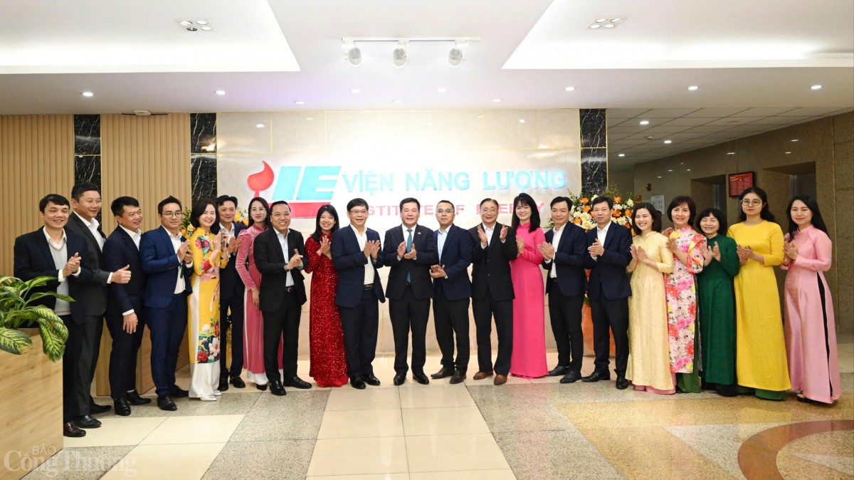 Bộ trưởng Nguyễn Hồng Diên làm việc với Viện Năng lượng Bộ trưởng Nguyễn Hồng Diên làm việc với Viện Năng lượng