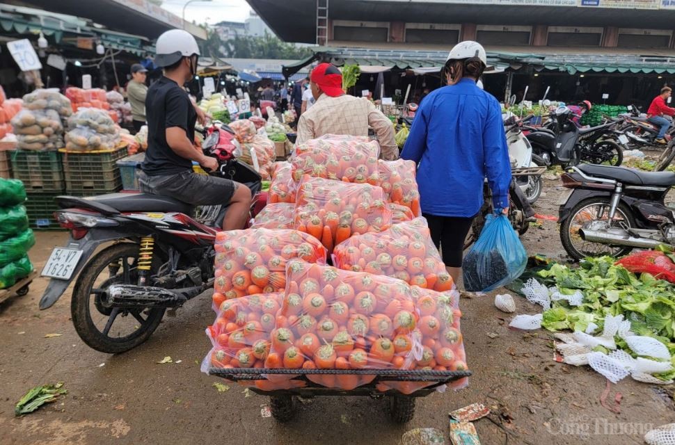 TP. Hồ Chí Minh: Nông sản tăng mạnh tại chợ đầu mối TP. Hồ Chí Minh: Nông sản tăng mạnh tại chợ đầu mối