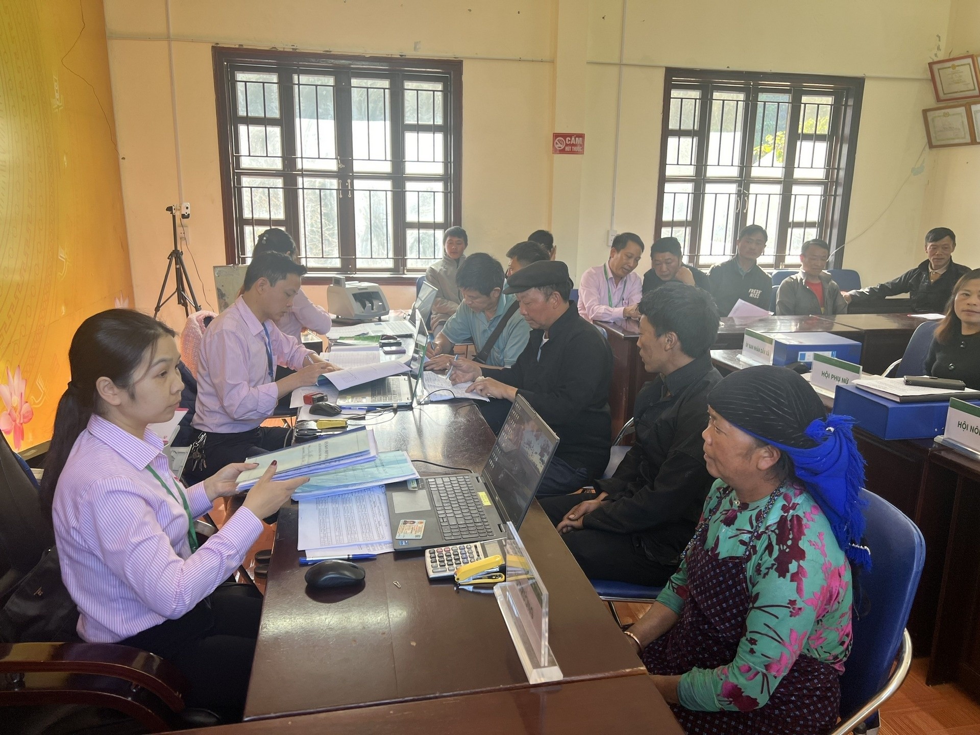 Khi ý Đảng hợp lòng dân “miền đá” cũng nở hoa