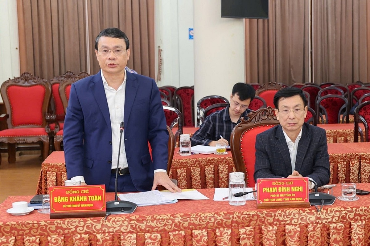 Đồng chí Bí thư Tỉnh ủy Đặng Khánh Toàn phát biểu Đồng chí Bí thư Tỉnh ủy Đặng Khánh Toàn phát biểu