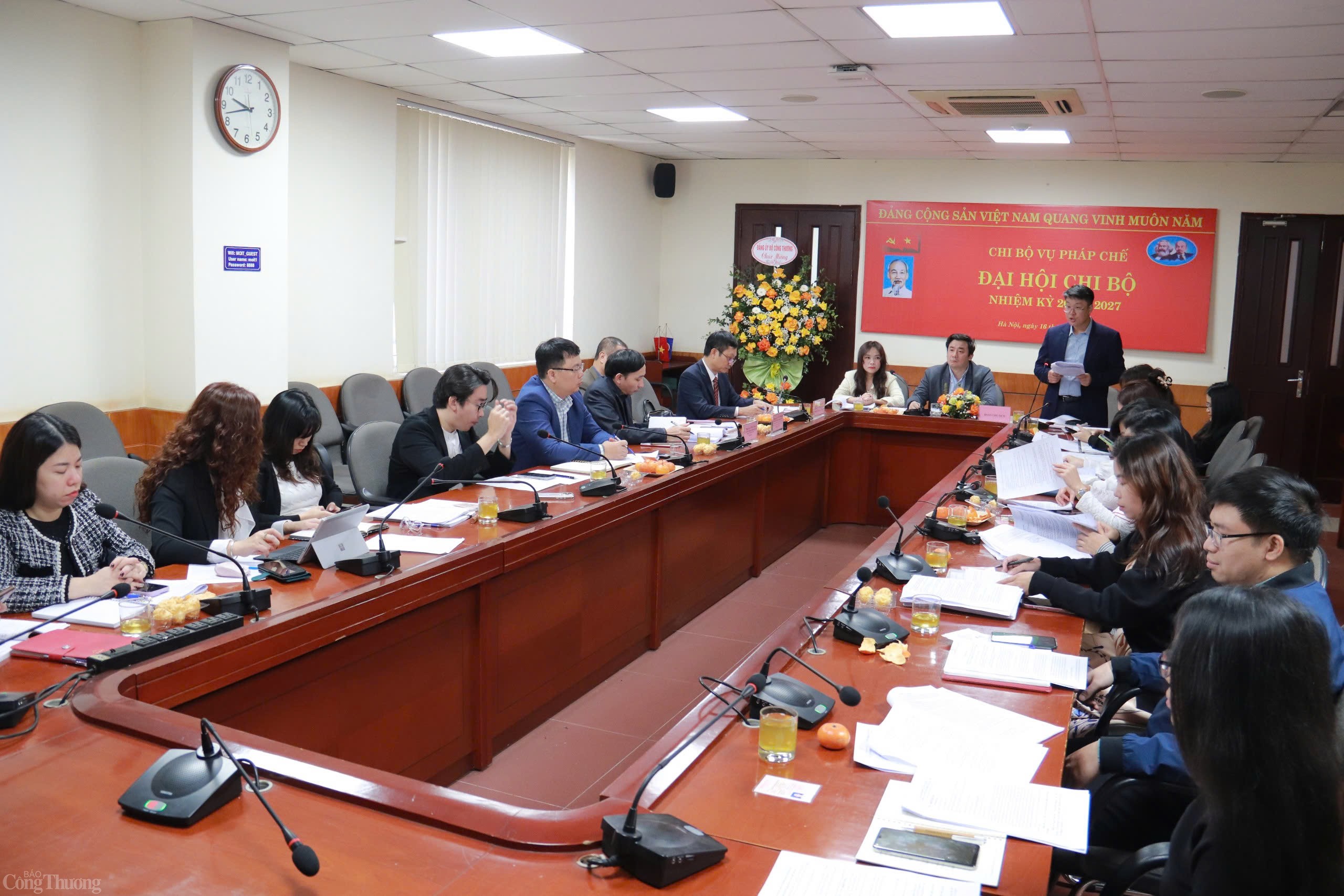 Chi bộ Vụ Pháp chế: Chủ động, sáng tạo tập trung Chi bộ Vụ Pháp chế: Chủ động, sáng tạo tập trung