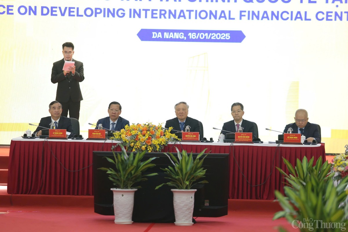 Phát triển Trung tâm tài chính quốc tế tại Việt Nam Phát triển Trung tâm tài chính quốc tế tại Việt Nam