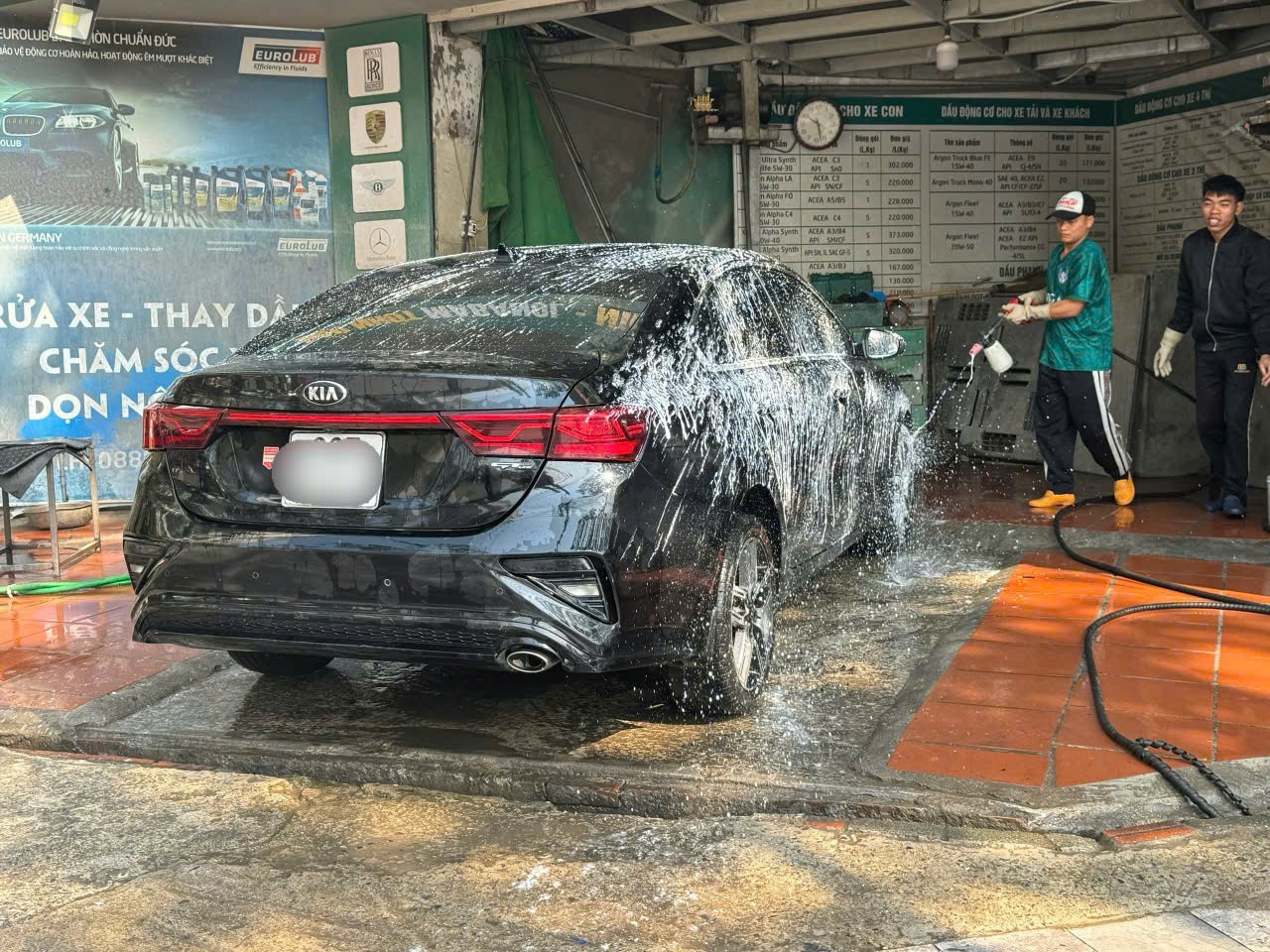 Dịch vụ chăm sóc xe hơi