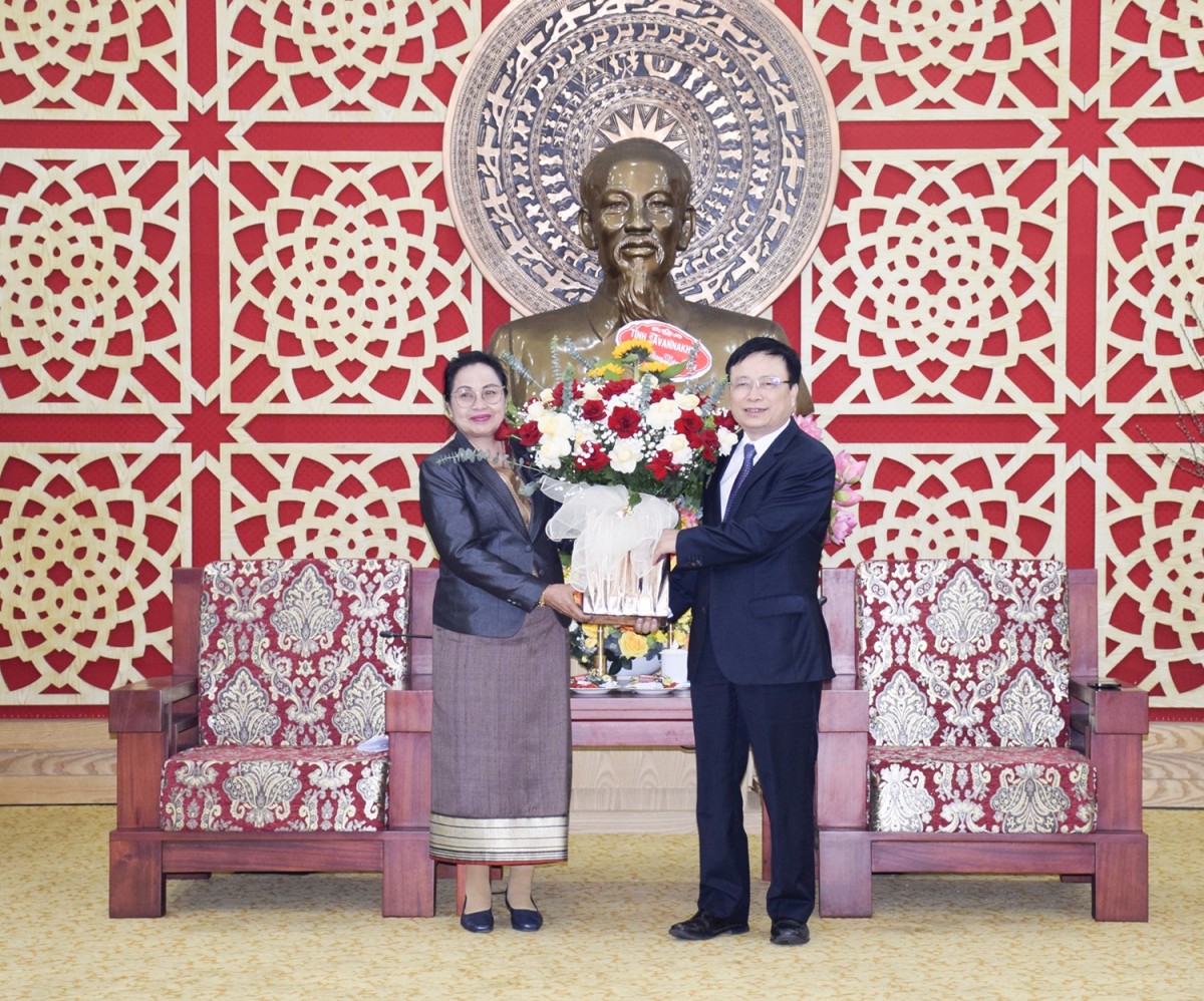 tình hữu nghị việt lào