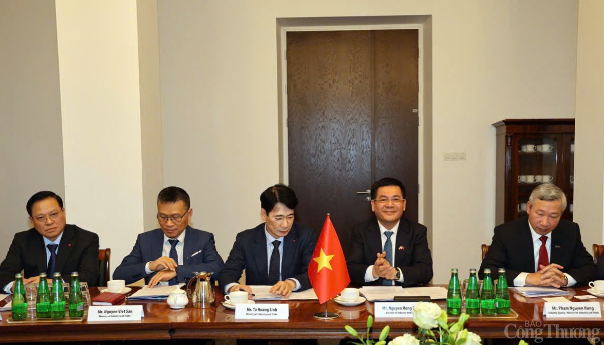 Họp Tham vấn kinh tế song phương Việt Nam - Ba Lan Họp Tham vấn kinh tế song phương Việt Nam - Ba Lan