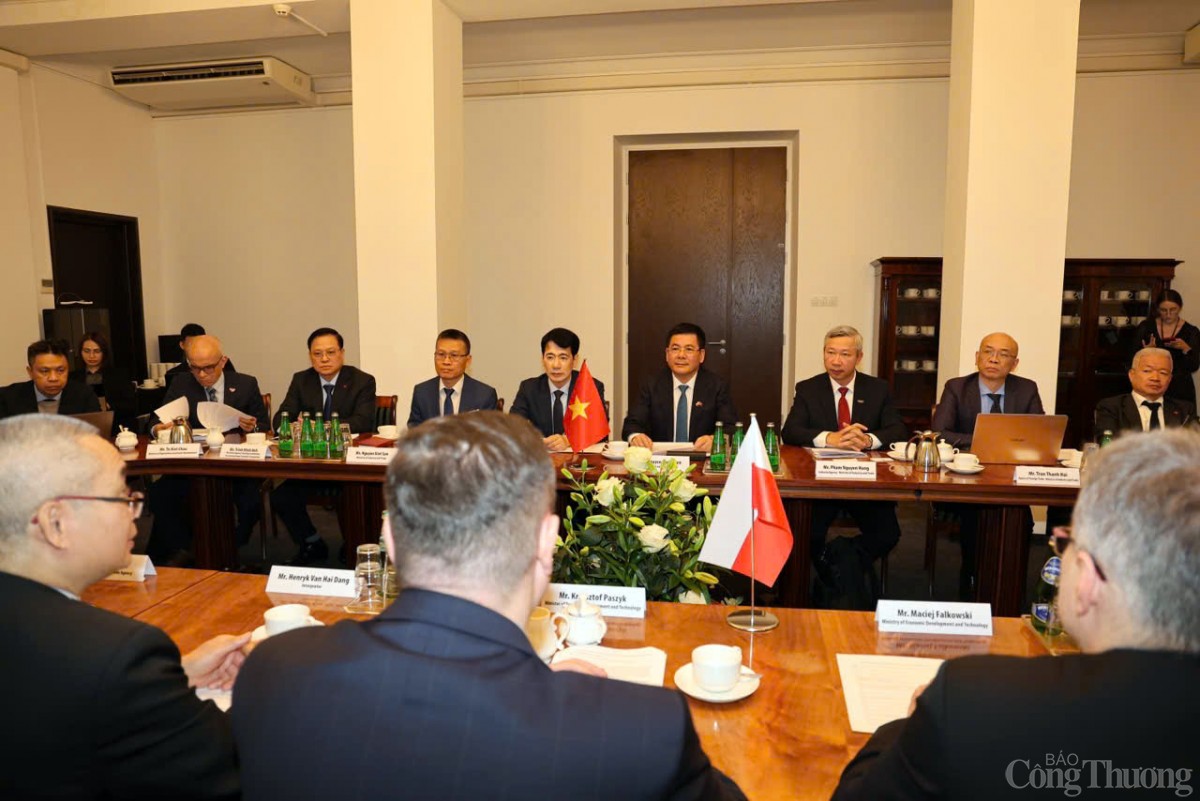Họp Tham vấn kinh tế song phương Việt Nam - Ba Lan Họp Tham vấn kinh tế song phương Việt Nam - Ba Lan