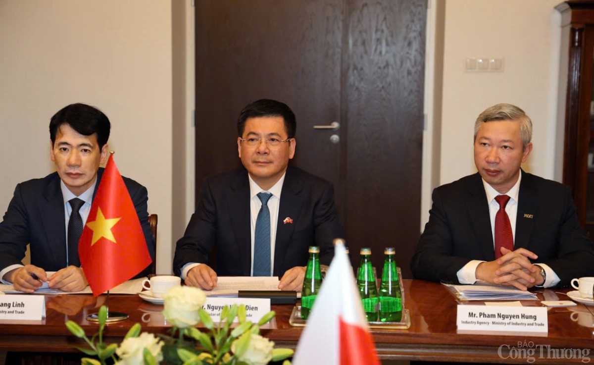 Họp Tham vấn kinh tế song phương Việt Nam - Ba Lan Họp Tham vấn kinh tế song phương Việt Nam - Ba Lan