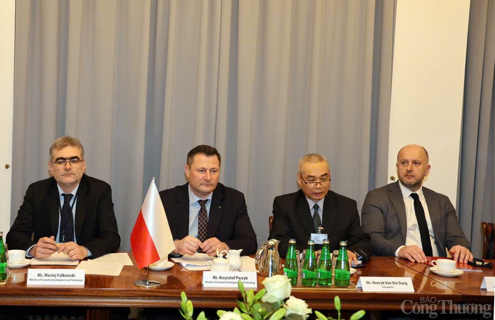 Họp Tham vấn kinh tế song phương Việt Nam - Ba Lan Họp Tham vấn kinh tế song phương Việt Nam - Ba Lan