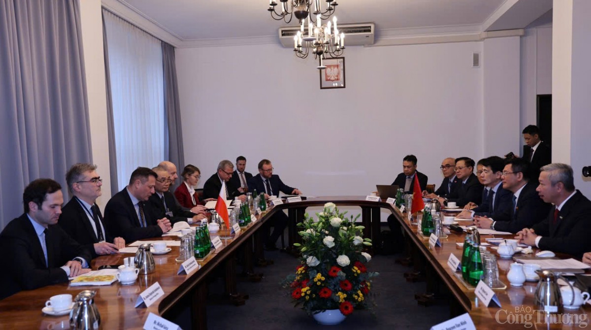 Họp Tham vấn kinh tế song phương Việt Nam - Ba Lan Họp Tham vấn kinh tế song phương Việt Nam - Ba Lan