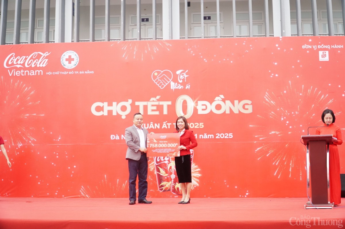 Đà Nẵng: Đi chợ Tết 0 đồng 'chở Tết' về nhà