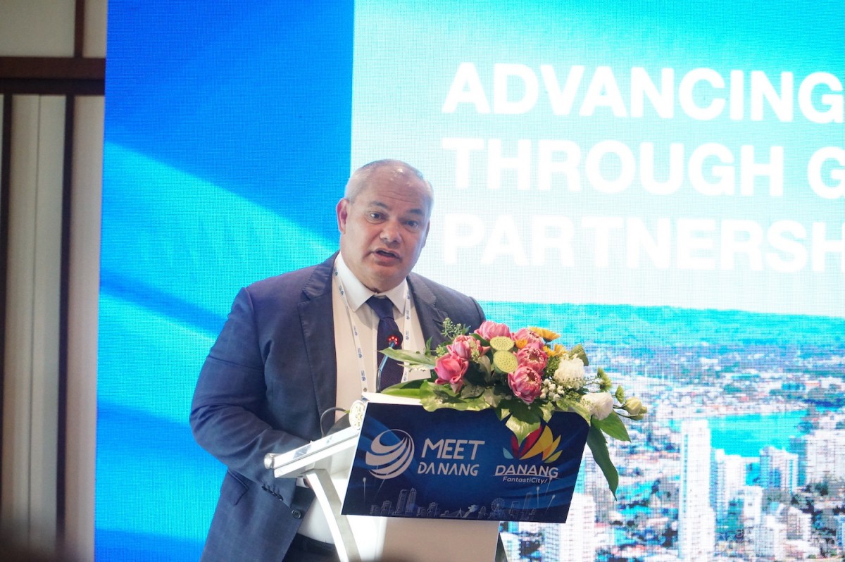 Ông Tom Tate, Thị trưởng TP. Gold Coast (Australia)