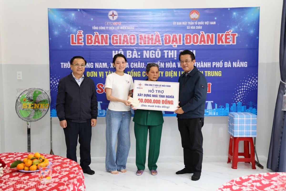 EVNCPC lan tỏa nghĩa tình ngành điện đến đảo xa EVNCPC lan tỏa nghĩa tình ngành điện đến đảo xa