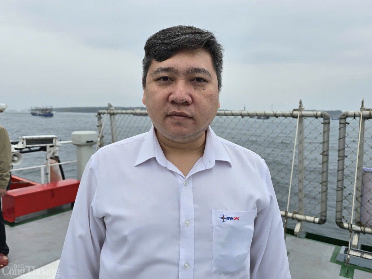 EVNCPC lan tỏa nghĩa tình ngành điện đến đảo xa EVNCPC lan tỏa nghĩa tình ngành điện đến đảo xa