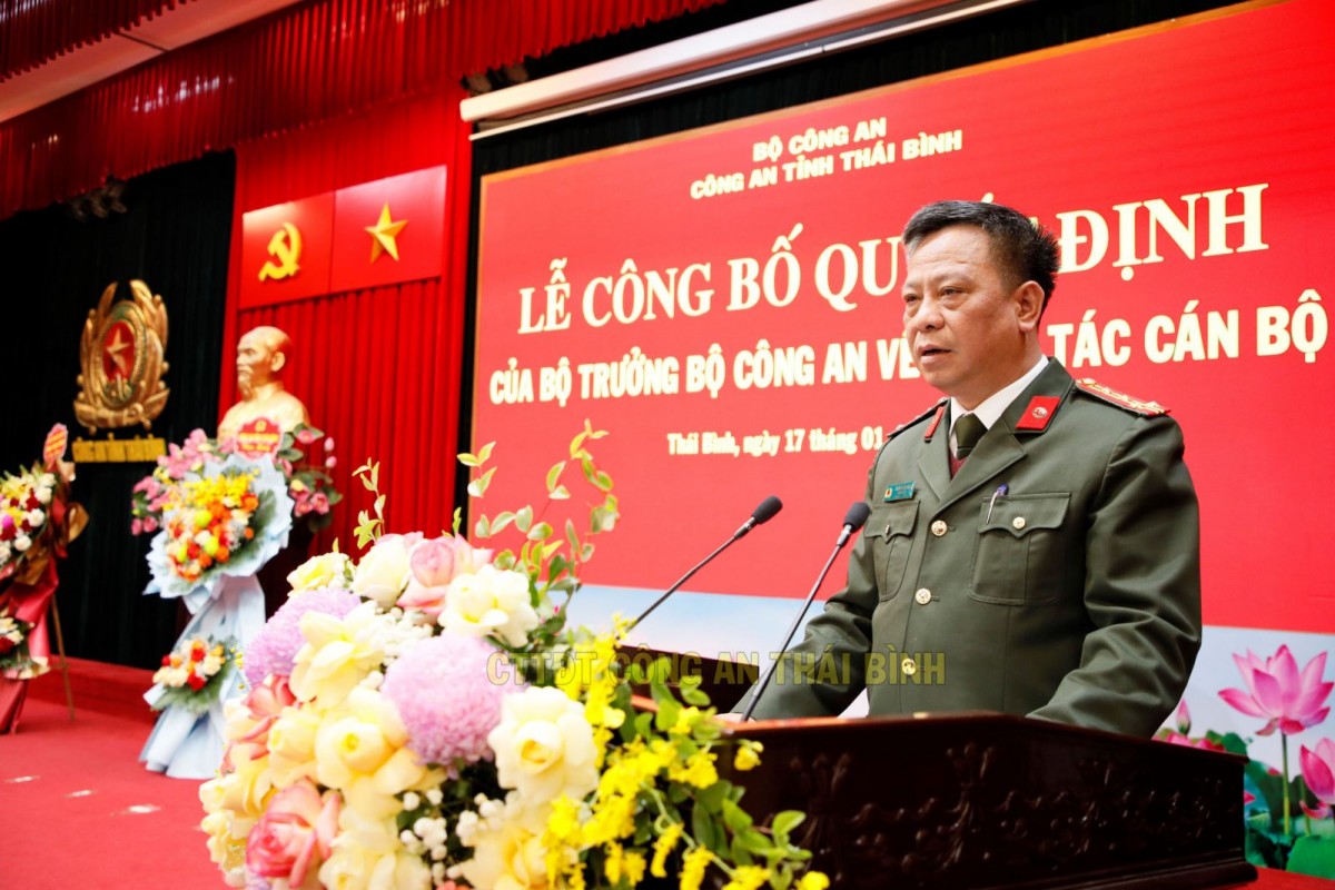 Đại tá Trần Xuân Ánh - Ủy viên Ban Thường vụ Tỉnh ủy, Bí thư Đảng ủy, Giám đốc Công an tỉnh phát biểu giao nhiệm vụ Đại tá Trần Xuân Ánh - Ủy viên Ban Thường vụ Tỉnh ủy, Bí thư Đảng ủy, Giám đốc Công an tỉnh phát biểu giao nhiệm vụ