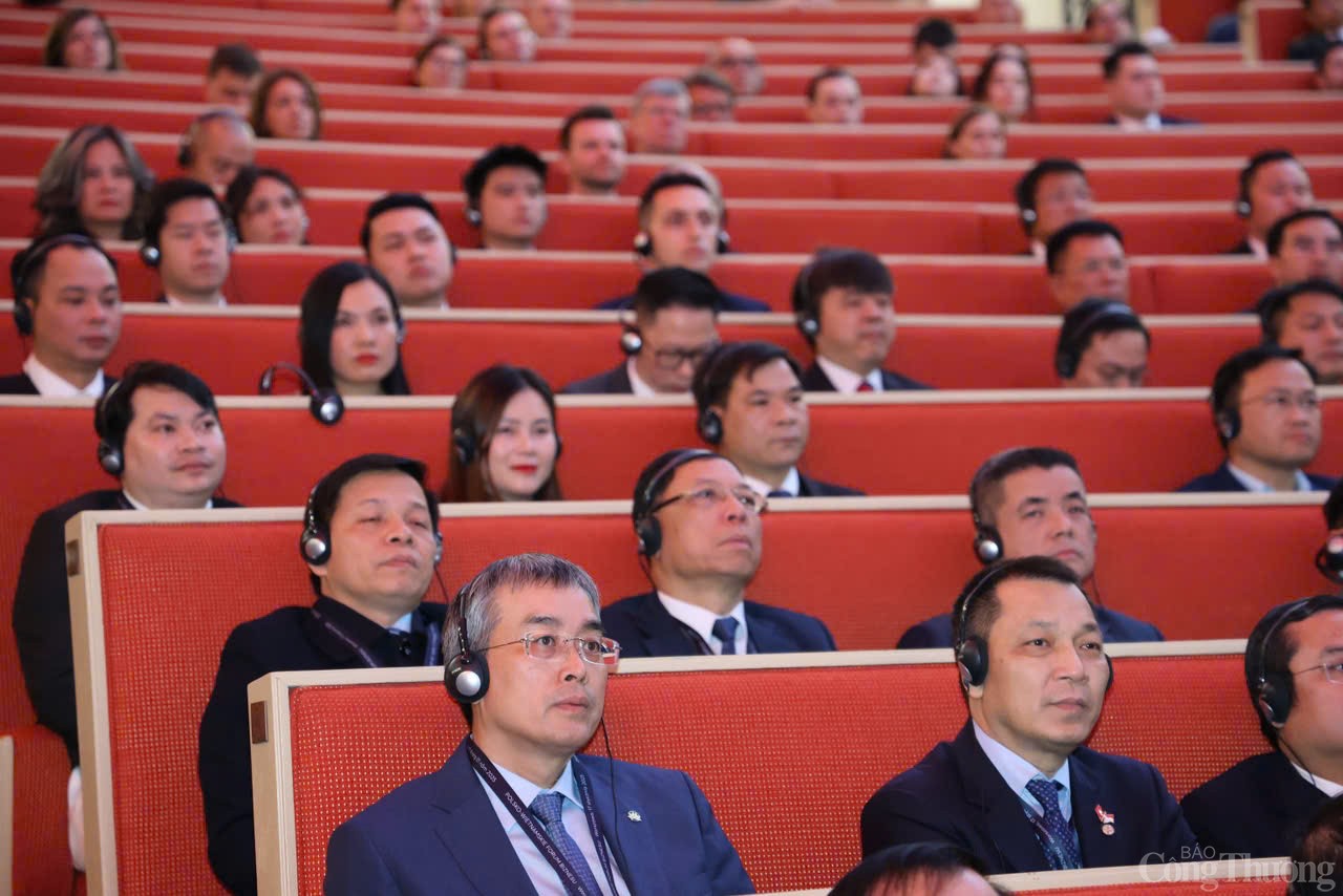 Khai mạc Diễn đàn doanh nghiệp Việt Nam - Ba Lan Khai mạc Diễn đàn doanh nghiệp Việt Nam - Ba Lan