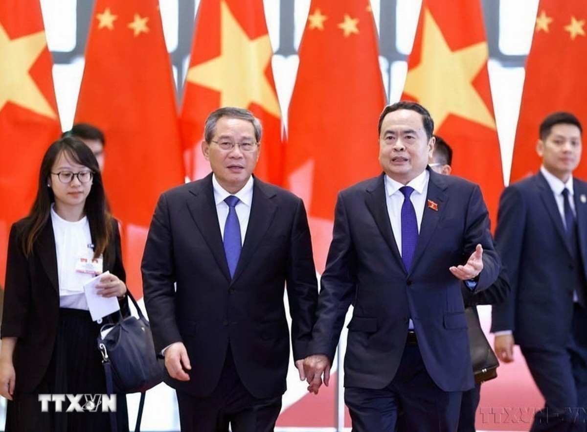 Quan hệ Việt Nam-Trung Quốc ngày càng sâu sắc, toàn diện và thực chất Quan hệ Việt Nam-Trung Quốc ngày càng sâu sắc, toàn diện và thực chất