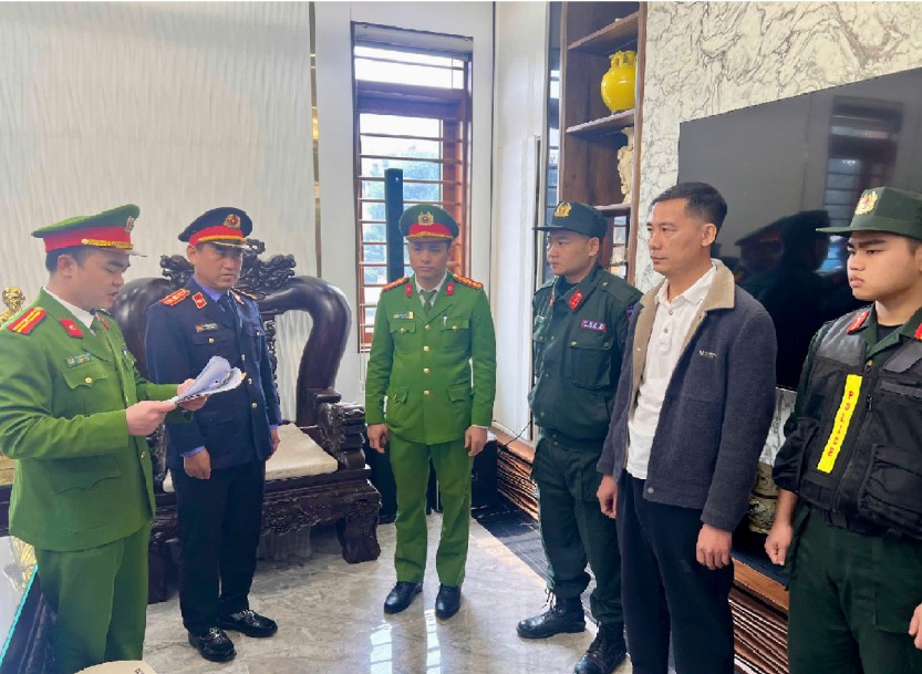 bắt chủ mỏ đất quyết cư vì trốn thuế bắt chủ mỏ đất quyết cư vì trốn thuế