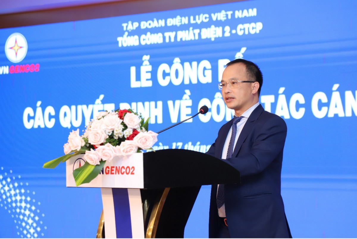 Ông Nguyễn Hữu Thịnh – TV HĐQT kiên Tổng Giám đốc phát biểu nhận nhiệm vụ Ông Nguyễn Hữu Thịnh – TV HĐQT kiên Tổng Giám đốc phát biểu nhận nhiệm vụ