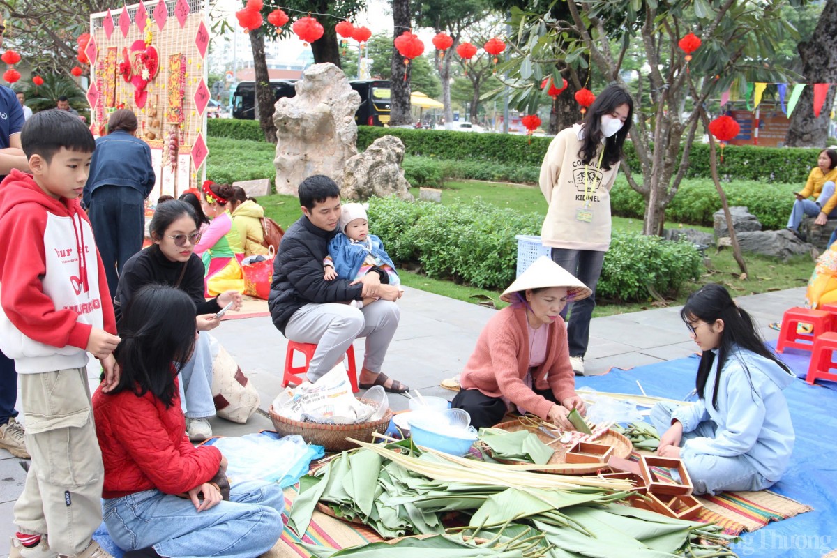 Trải nghiệm gói bánh chưng