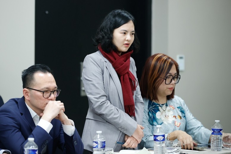 Bà Trần Hà My, Phụ trách Mạng lưới VINEU tại Pháp chia sẻ về hợp tác về trí tuệ nhân tạo và công nghệ số giữa Pháp và Việt Nam - Ảnh: VGP/Nhật Bắc Bà Trần Hà My, Phụ trách Mạng lưới VINEU tại Pháp chia sẻ về hợp tác về trí tuệ nhân tạo và công nghệ số giữa Pháp và Việt Nam - Ảnh: VGP/Nhật Bắc