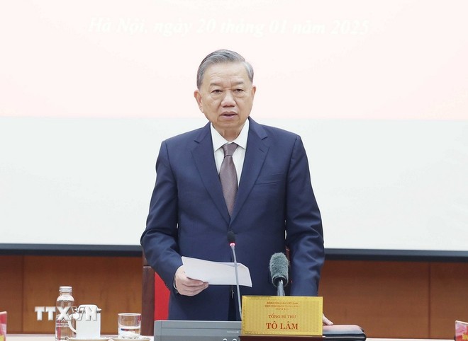 Tổng Bí thư chủ trì phiên họp thứ nhất Ban Chỉ đạo Trung ương về chuyển đổi số. Ảnh TTXVN