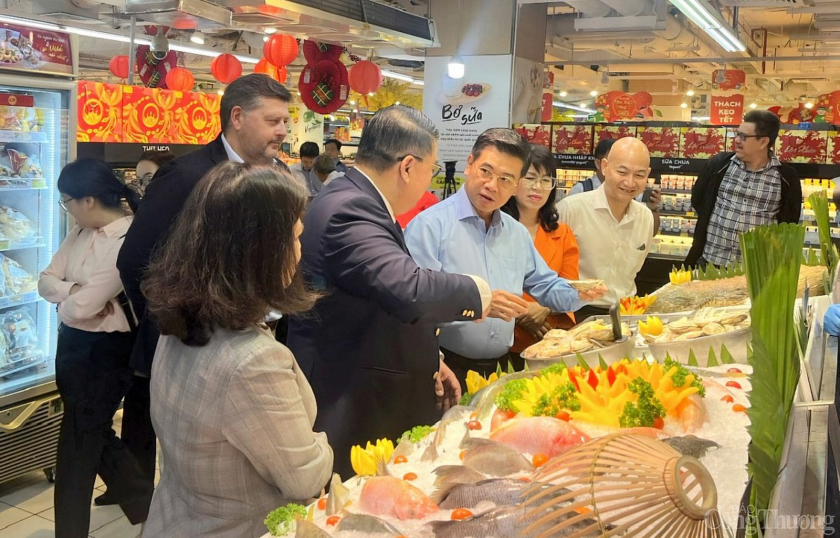 Doanh nghiệp TP. Hồ Chí Minh cam kết ổn định hàng Tết