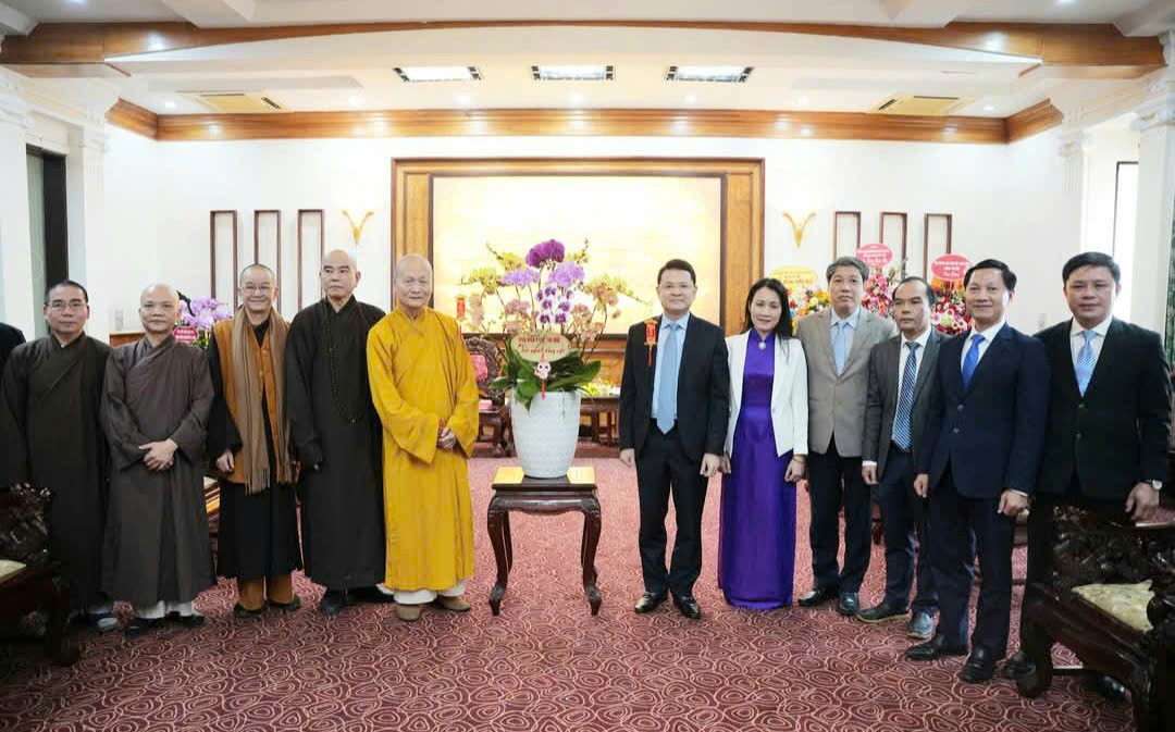 Thành phố Huế: Nhiều hoạt động thăm hỏi, tặng quà Tết