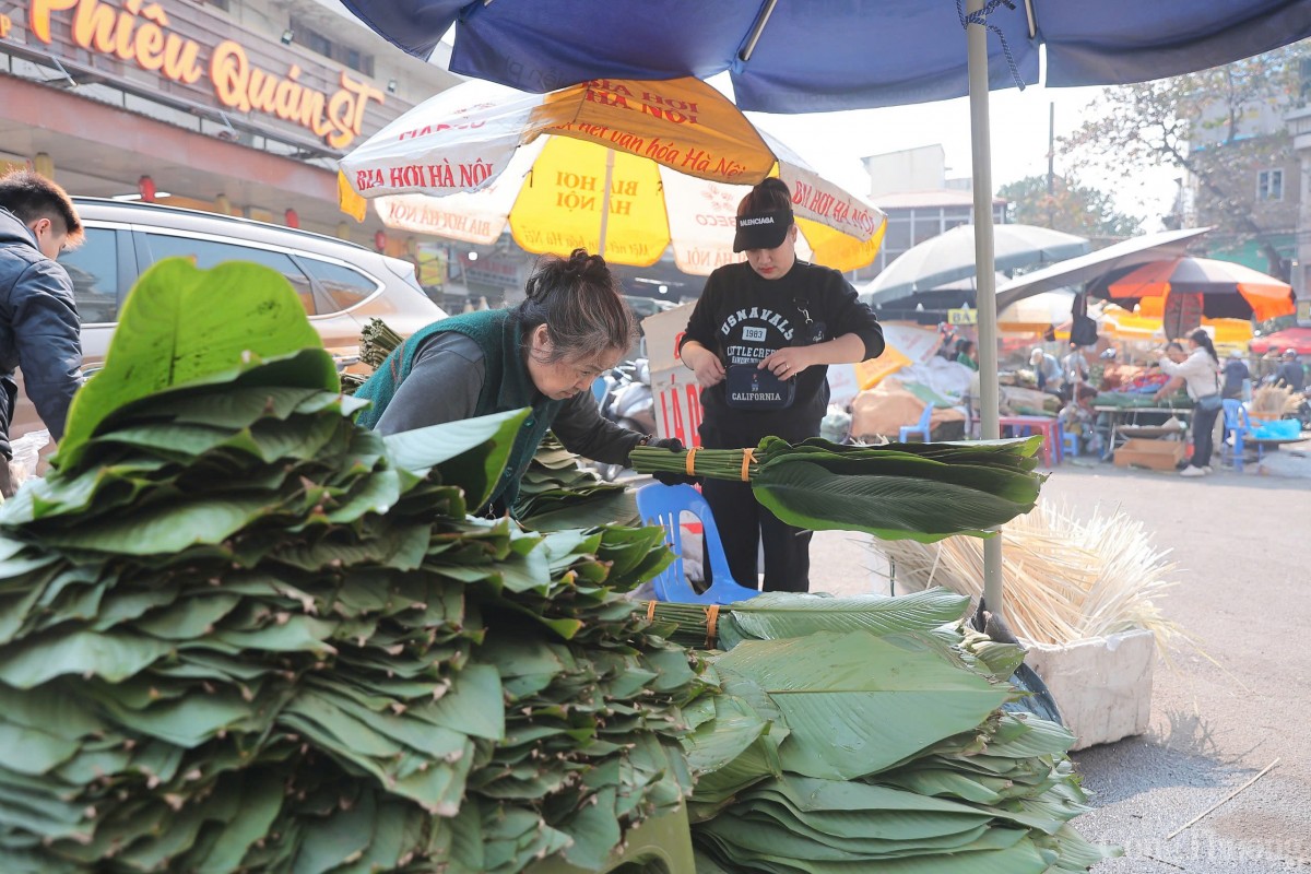 Chợ lá dong lâu đời tại Hà Nội nhộn nhịp ngày giápTết